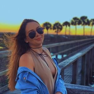 Meet your Posher, Nikki